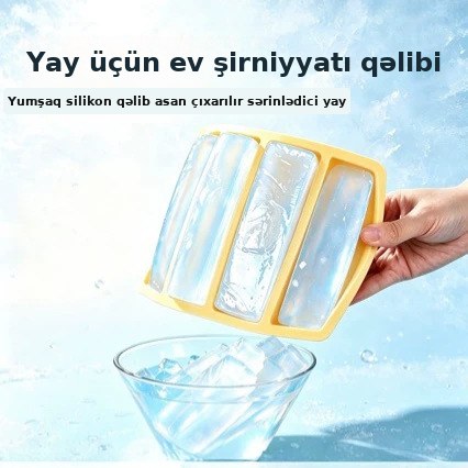 4-Compartment Large Square Ice Cube Tray with Lid