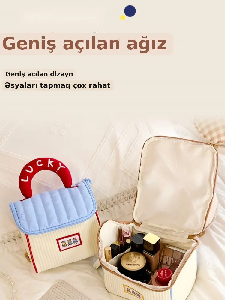 Ev formalı böyük tutumlu makiyaj çantası