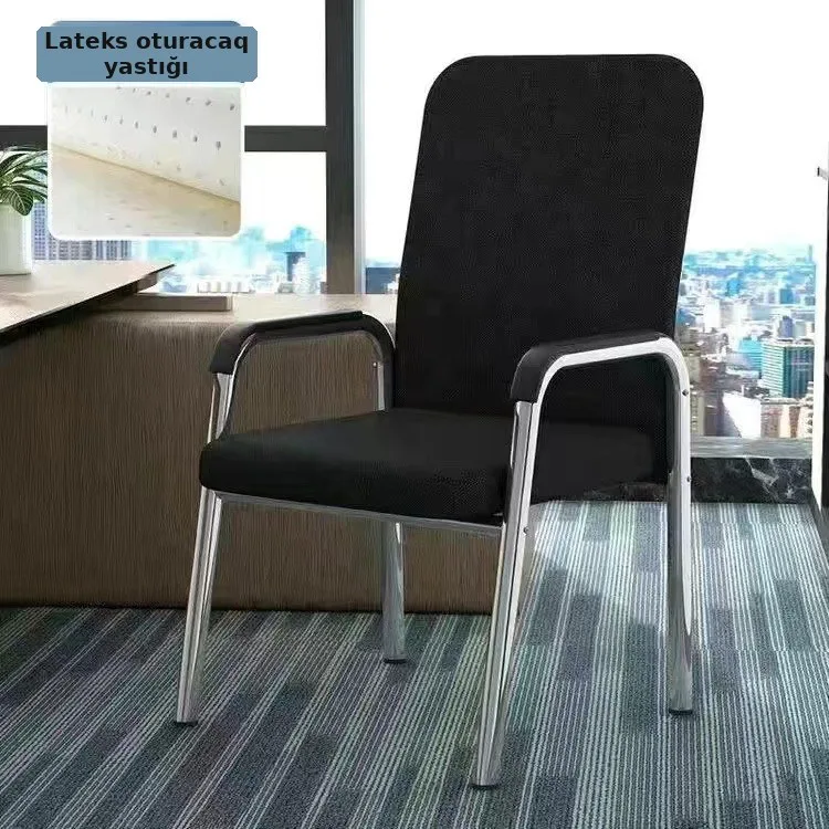 Ofis stulu tor parça, nəfəs alan